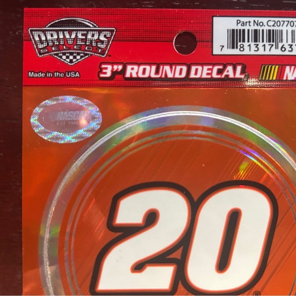 DRIVERS SELECT #20 TONY STEWART 3" ROUND DECALL MINT CONDITION SET OF 2 - Picture 2 of 2